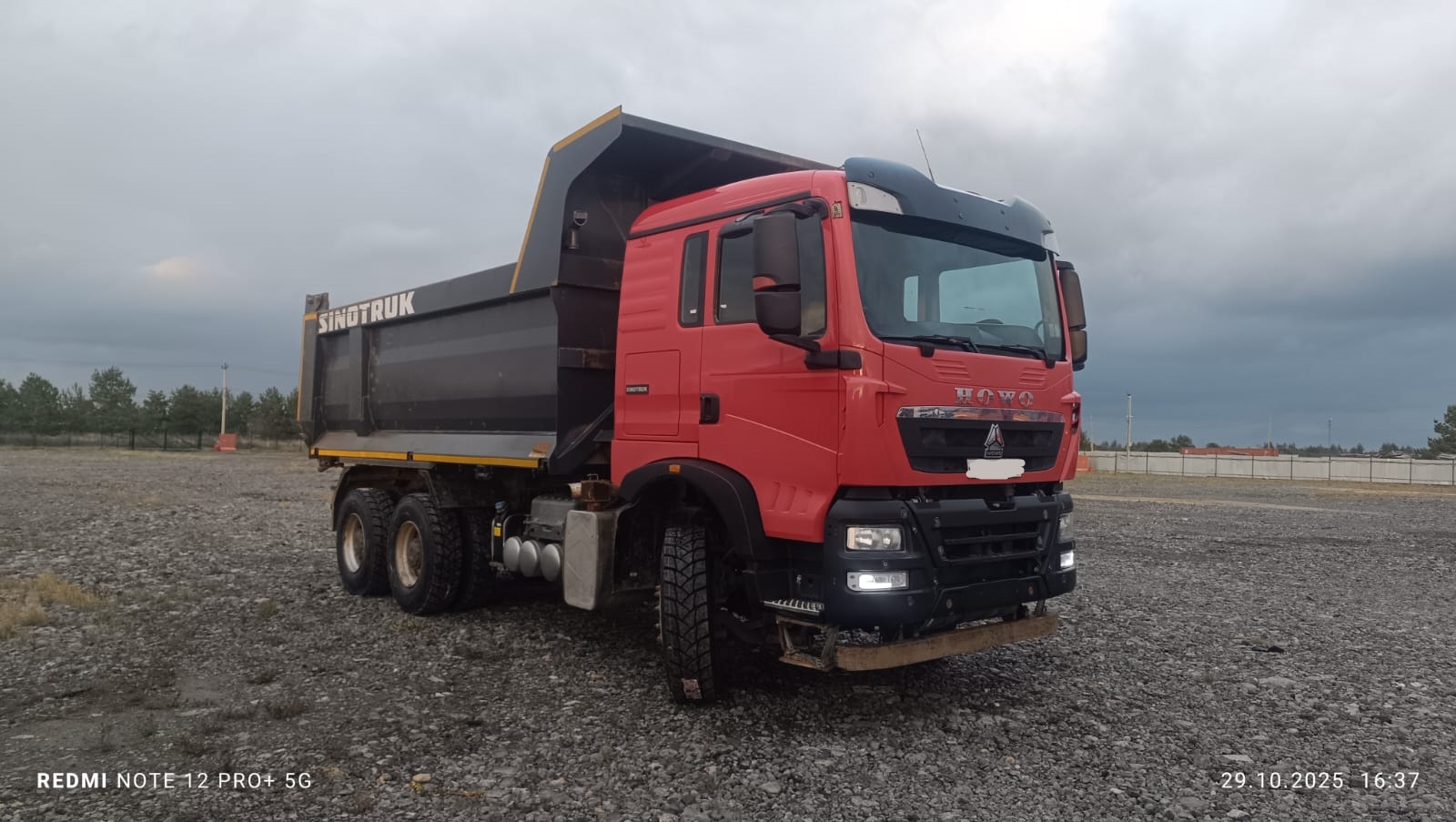 Самосвал HOWO T5G 6x4 б/у (2023г., 122 990 км.)(0619)