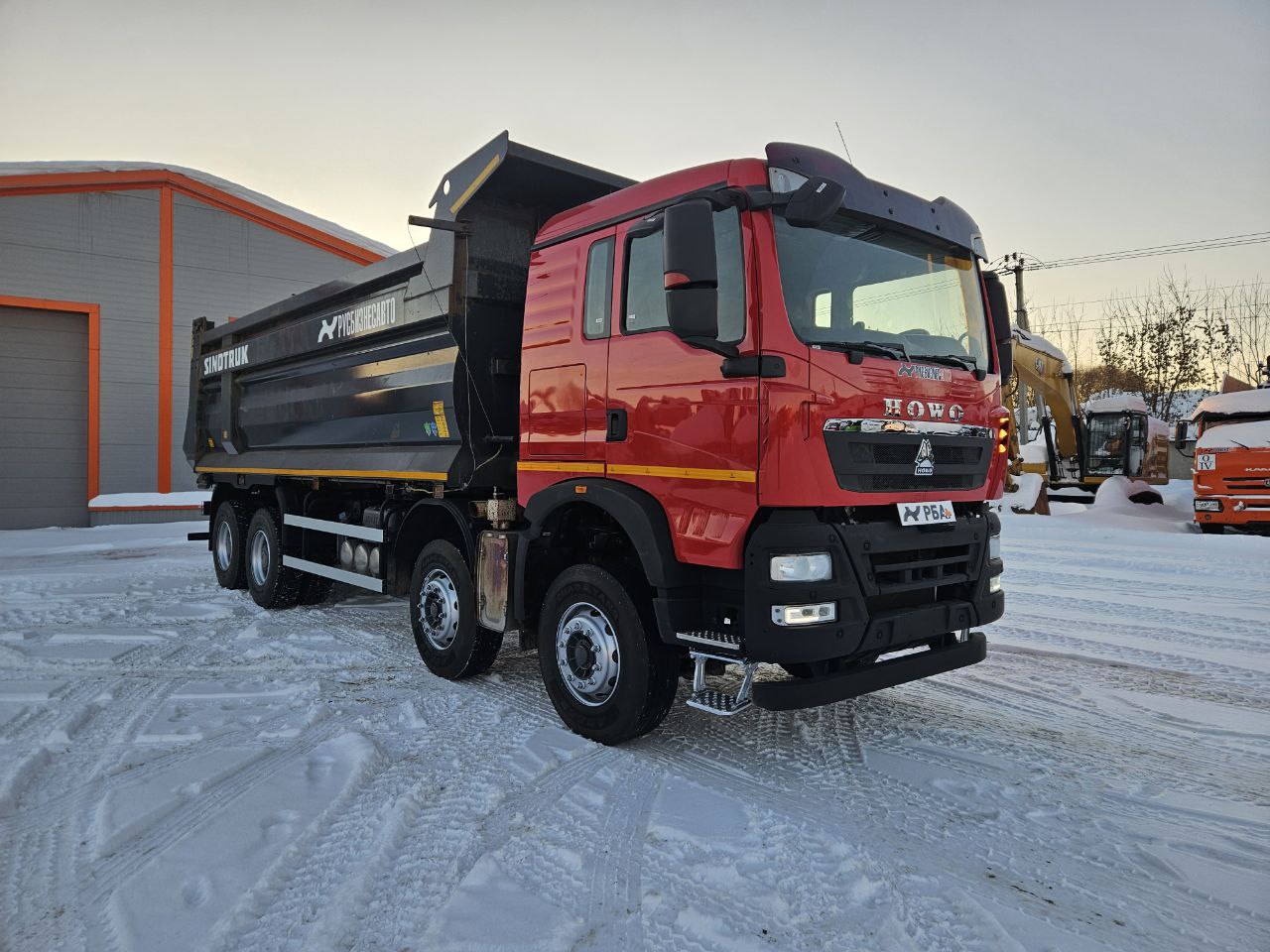 Самосвал HOWO T5G 8x4 б/у (2024г., 77 652 км.)(8518)