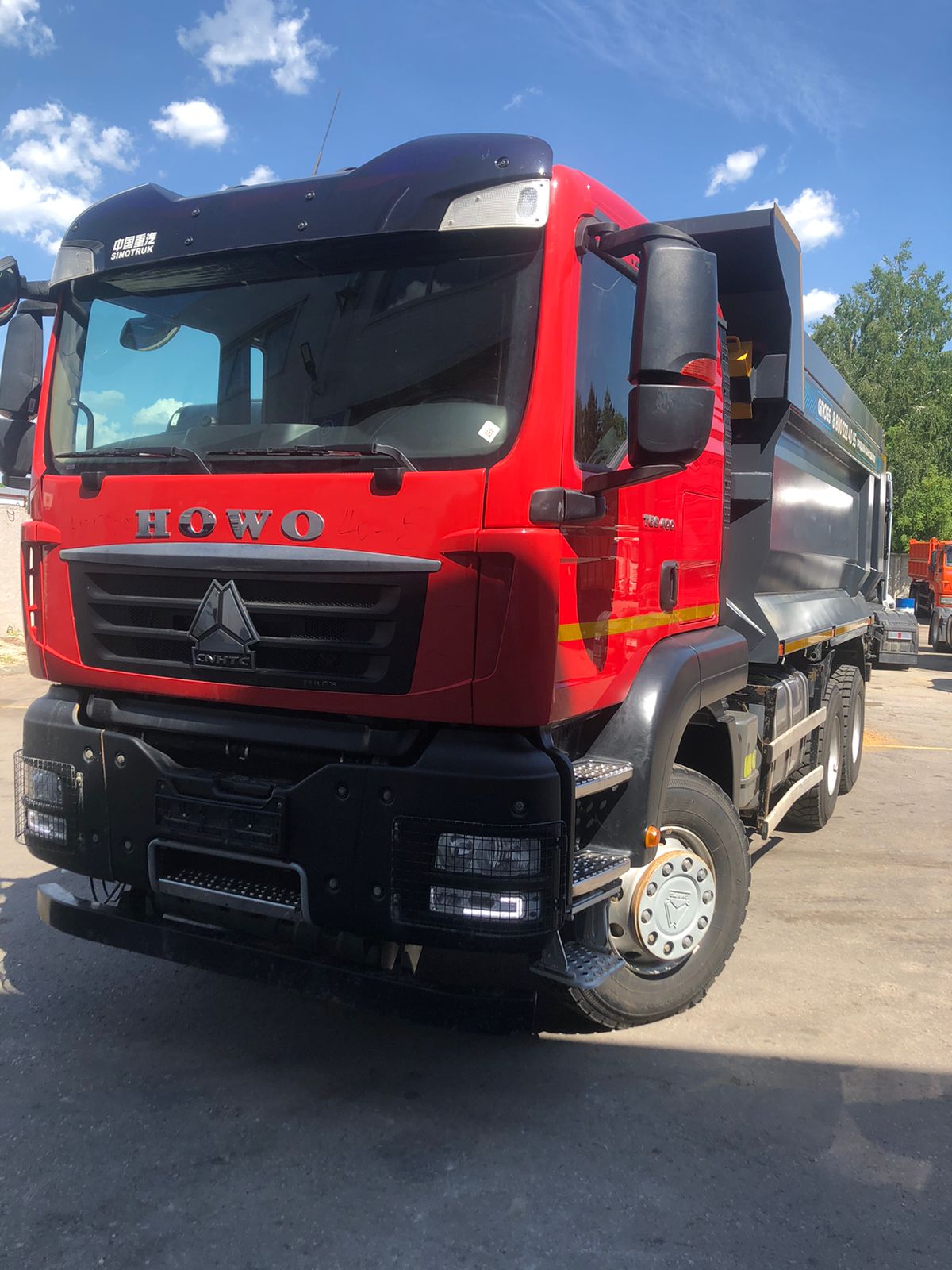 Самосвал HOWO T5G (6x4) б/у (2023 г. 21 308 км) (1779)