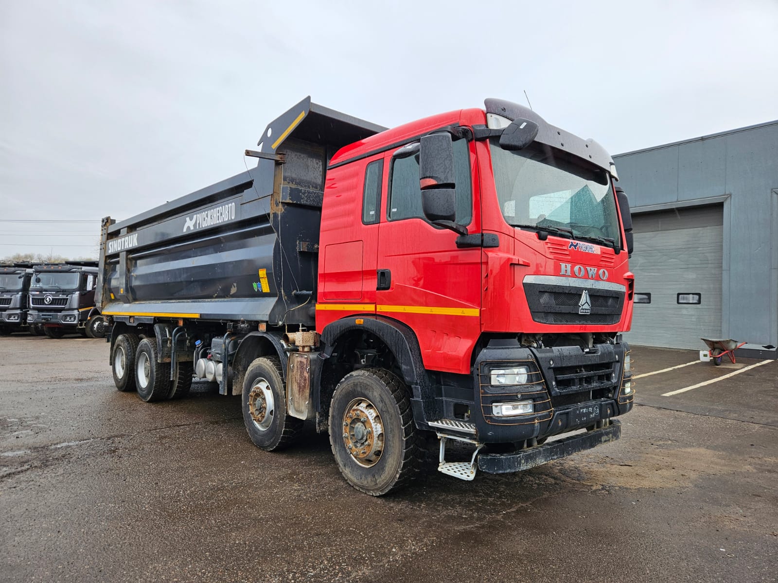 Самосвал HOWO T5G 8x4 б/у (2024г., 66 780 км.)(8518)