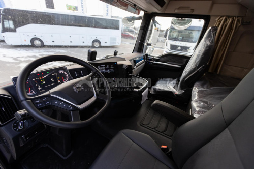 Тягач SITRAK C7H MAX 4x2 ( ZZ4186V391HE ) / с АДР и КОМ / без ретардера Тягач SITRAK C7H MAX 4x2 ( ZZ4186V391HE ) / с АДР и КОМ / без ретардера