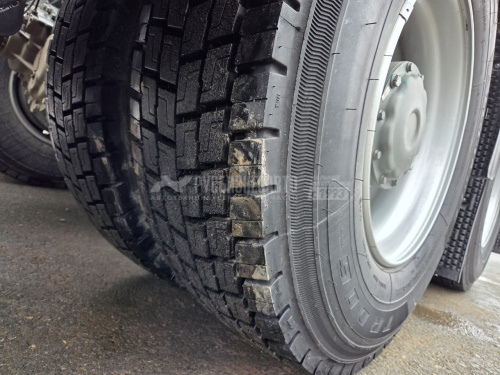 Тягач SITRAK C7H MAX 6x4 ( ZZ4256V364HE ) / без АДР с КОМ / 540 лс / МКПП / рессора/мет.бамп Тягач SITRAK C7H MAX 6x4 ( ZZ4256V364HE ) / без АДР с КОМ / 540 лс / МКПП / рессора/мет.бамп