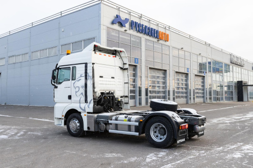 Тягач SITRAK C7H MAX 4x2 ( ZZ4186V391HE ) / с АДР и КОМ / без ретардера Тягач SITRAK C7H MAX 4x2 ( ZZ4186V391HE ) / с АДР и КОМ / без ретардера