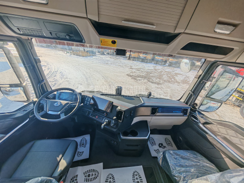 Тягач SITRAK C7H MAX 4x2 ( ZZ4186V391HE ) / без АДР с КОМ Тягач SITRAK C7H MAX 4x2 ( ZZ4186V391HE ) / без АДР с КОМ