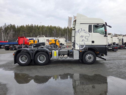 Тягач SITRAK C7H MAX 6x4 ( ZZ4256V364HE ) / без АДР с КОМ / 540 лс / МКПП / рессора/мет.бамп Тягач SITRAK C7H MAX 6x4 ( ZZ4256V364HE ) / без АДР с КОМ / 540 лс / МКПП / рессора/мет.бамп