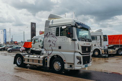 Сцепка Тягач SITRAK C7H MAX 4x2 с Полуприцепом KRONE SDP27 eLB50-CS Сцепка Тягач SITRAK C7H MAX 4x2 с Полуприцепом KRONE SDP27 eLB50-CS