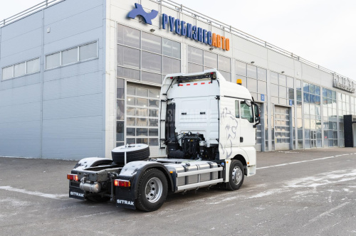 Тягач SITRAK C7H MAX 4x2 ( ZZ4186V391HE ) / с АДР и КОМ / без ретардера Тягач SITRAK C7H MAX 4x2 ( ZZ4186V391HE ) / с АДР и КОМ / без ретардера