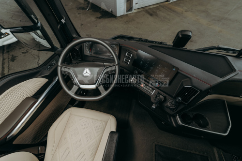 Тягач SITRAK C7H MAX 4x2 ( ZZ4186V391HE ) / без АДР с КОМ Тягач SITRAK C7H MAX 4x2 ( ZZ4186V391HE ) / без АДР с КОМ