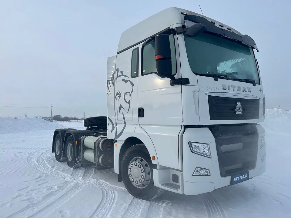 Тягач SITRAK C7H 6x4 ( ZZ4256V384HE1C ) / без АДР и КОМ / КПГ / CNG (сжат.метан) / МКПП